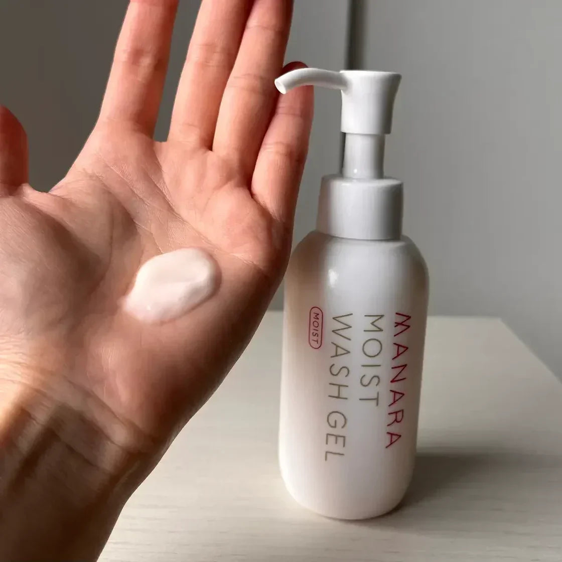 Manara - Moist Wash Gel Cleanser - 120ml